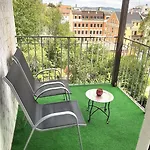 アパート Art Anton - Stilvolle Mit Balkon, Zentrumsnah *