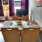 アパート Art Anton - Stilvolle Mit Balkon, Zentrumsnah *