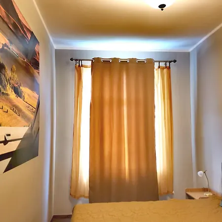 Art Anton Apartment *